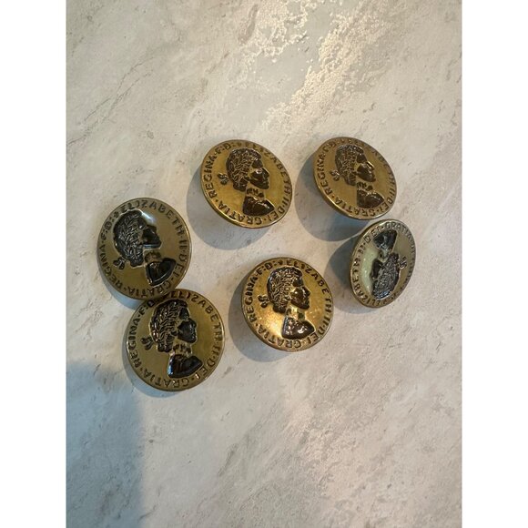 1950's Set Of 6 Vintage Queen Elizabeth II Decorative Brass Tone Buttons Rare - Picture 5 of 5